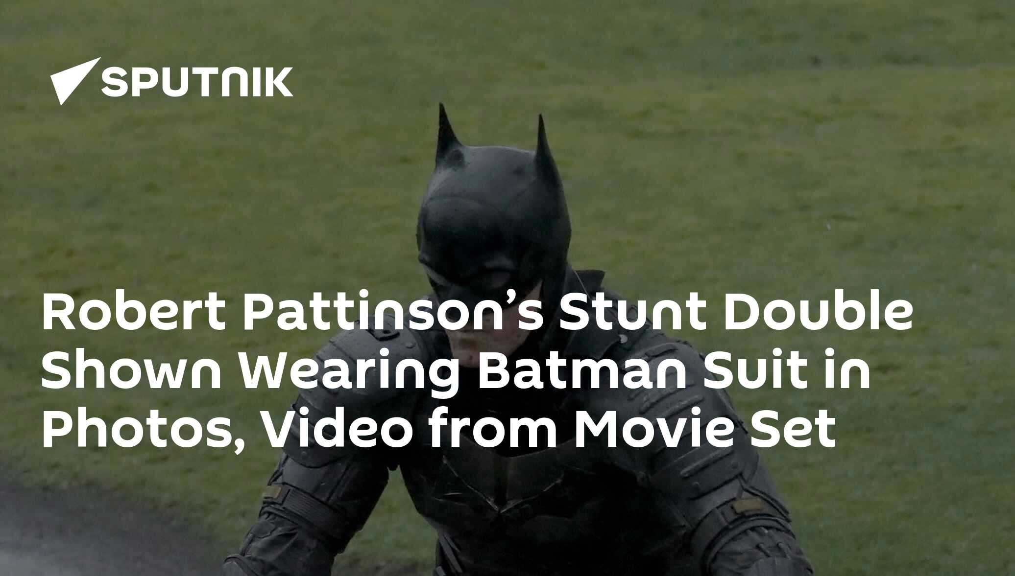 Robert Pattinsons Stunt Double Shown Wearing Batman Suit In Photos Video From Movie Set 22 4689