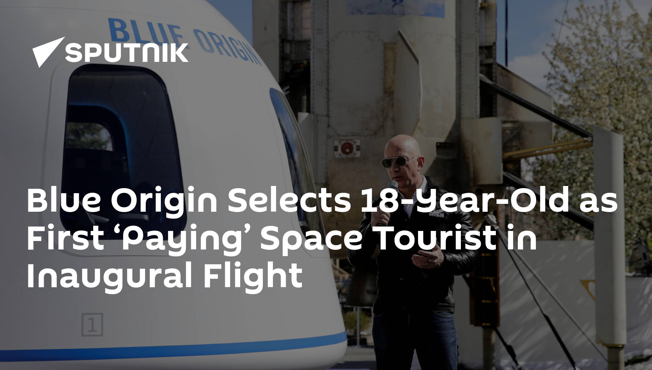 first paying space tourist