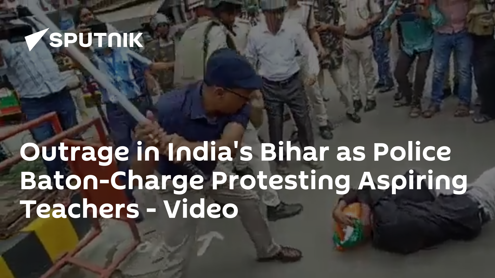 Outrage In India's Bihar As Police Baton-Charge Protesting Aspiring ...