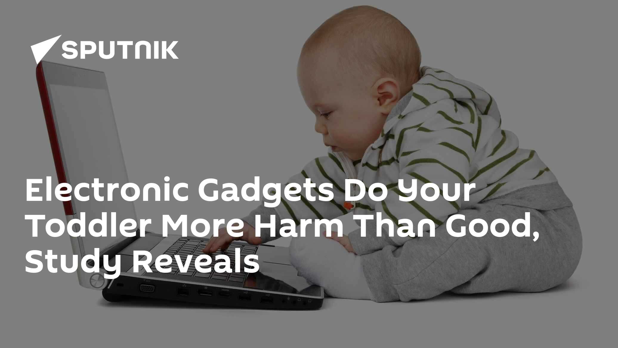 Electronic Gadgets Do Your Toddler More Harm Than Good, Study Reveals ...