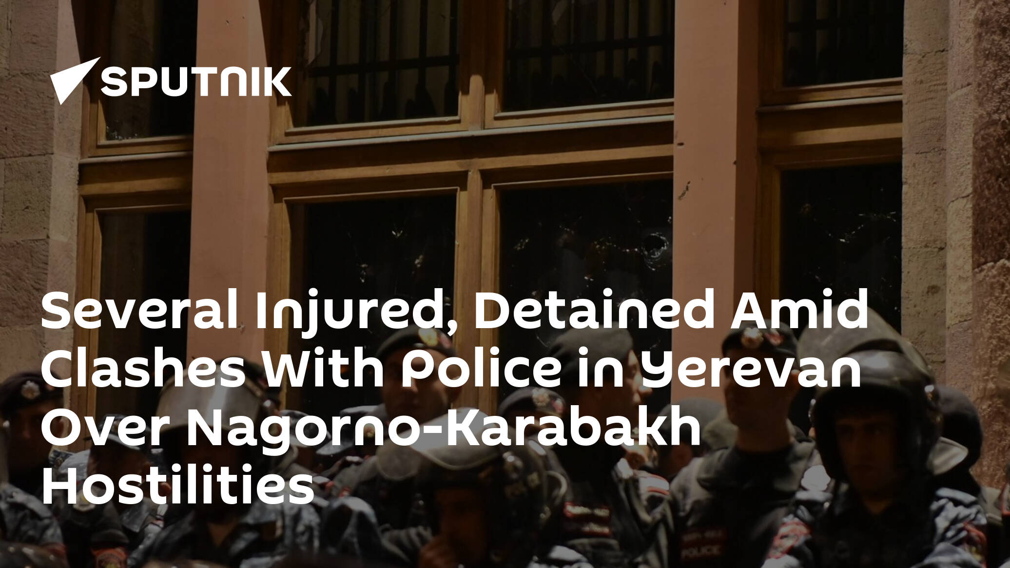 Several Injured, Detained Amid Clashes With Police in Yerevan Over Nagorno-Karabakh Hostilities