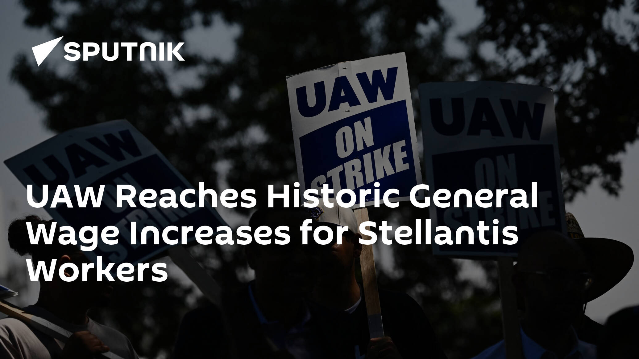 UAW Reaches Historic General Wage Increases for Stellantis Workers