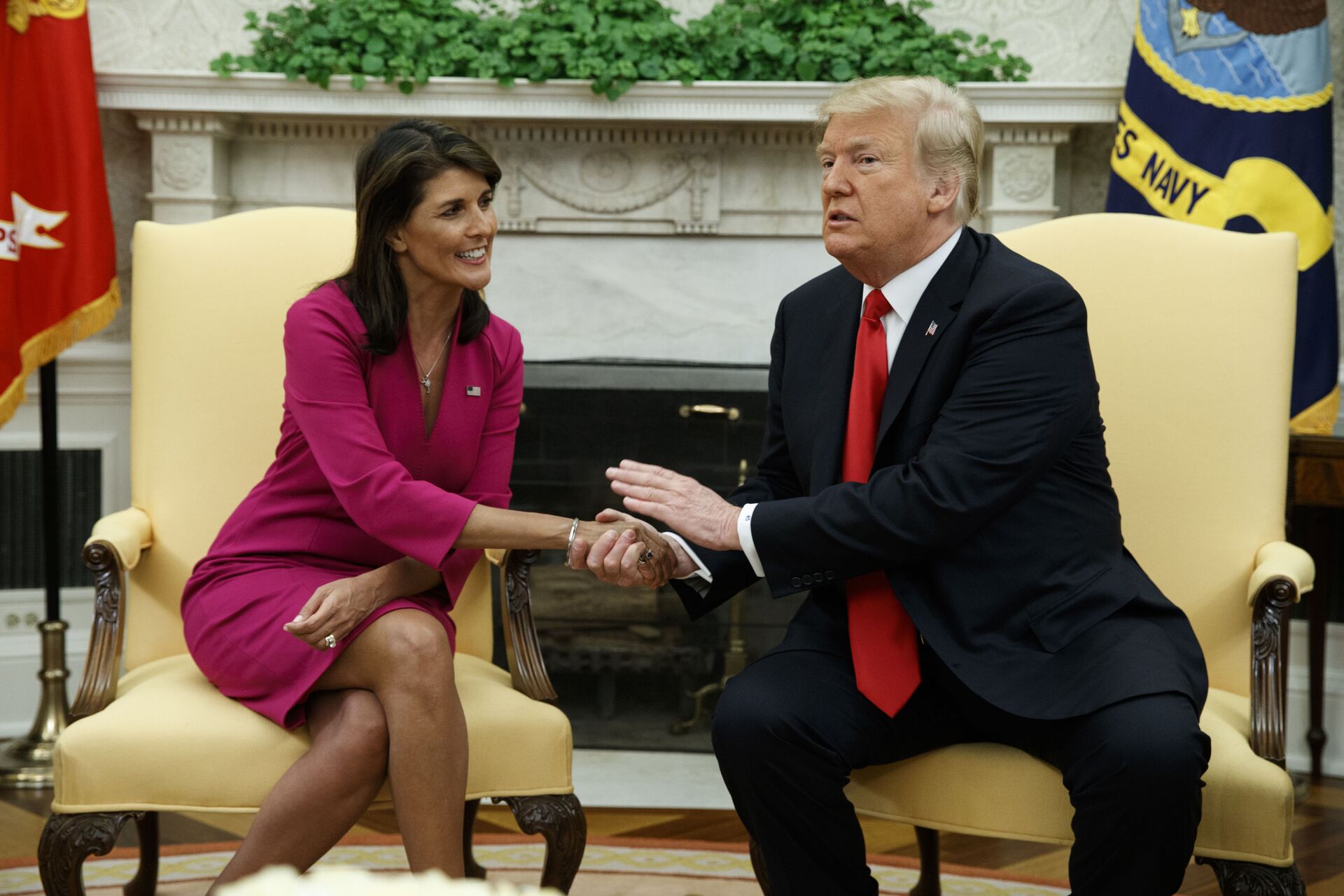 President Donald Trump meets with outgoing U.S. Ambassador to the United Nations Nikki Haley in the Oval Office of the White House, Tuesday, Oct. 9, 2018, in Washington - Sputnik International, 1920, 07.09.2021