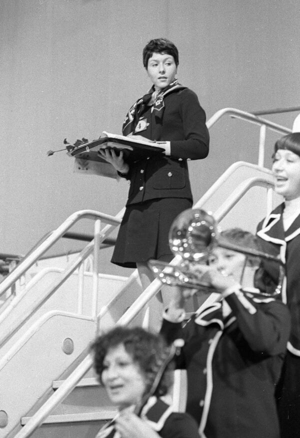 The Sky is the Limit! Stunning Vintage Flight Attendants That Make Airlines Look Like Heaven - Sputnik International