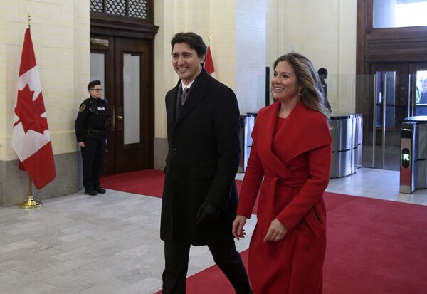 Trudeau Unaware of Any Payments to Speakers at WE Charity Event, Press Secretary Says - Sputnik International