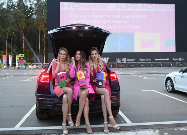 The Queens band at the opening of Moscow's transport drive-in cinema - Sputnik International