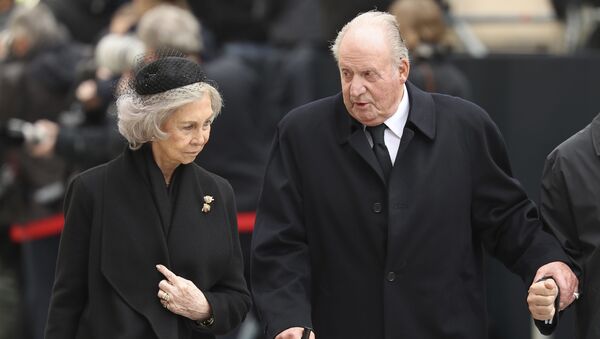  In this Saturday, May 4, 2019 file photo, Spain's emeritus King Juan Carlos, right, and emeritus Queen Sofia leave the Notre Dame cathedral after attending at the funeral of the Grand Duke Jean of Luxembourg, in Luxembourg.  - Sputnik International