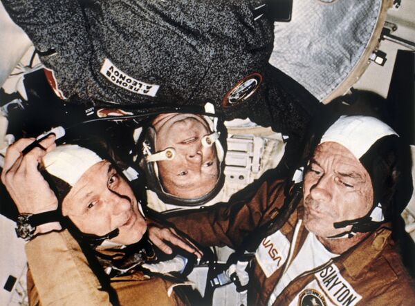 NASA Astronauts Were Shocked by WC on Soviet Soyuz Spaceship, Former Cosmonaut Says NASA Astronauts Were Shocked by WC on Soviet Soyuz Spaceship, Former Cosmonaut Says - Sputnik International
