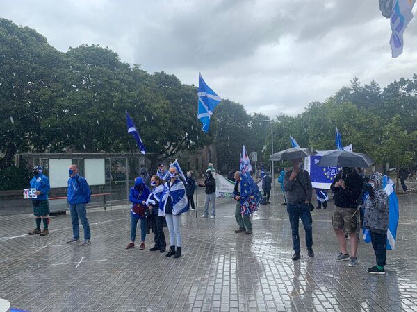 Scottish Independence Movement Holds Rally in Front of Parliament in Edinburgh - Photos Scottish Independence Movement Holds Rally in Front of Parliament in Edinburgh - Photos - Sputnik International