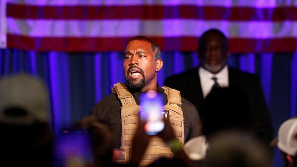 Rapper Kanye West holds his first rally in support of his presidential bid in North Charleston, South Carolina, U.S. July 19, 2020. - Sputnik International