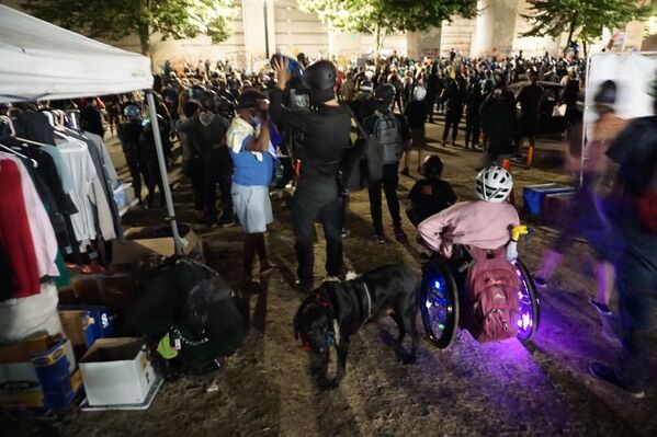 A disabled person at the protest against racial inequality in Portland - Sputnik International