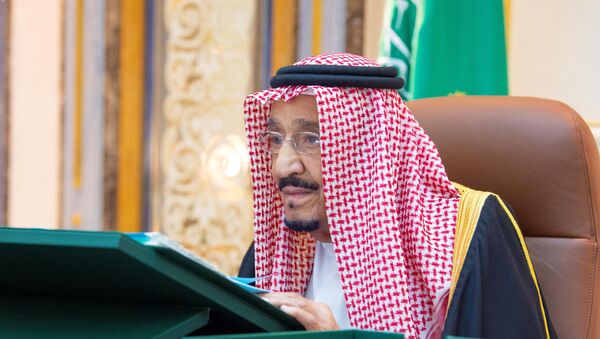 Saudi King Salman bin Abdulaziz attends a cabinet meeting via video call from Kind Faisal Hospital, in Riyadh, Saudi Arabia July 21, 2020. Picture taken July 21, 2020.  - Sputnik International