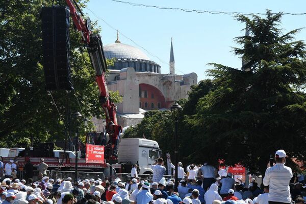 Photos: First Muslim Prayers Gather at Hagia Sophia Mosque After Reconversion - Sputnik International