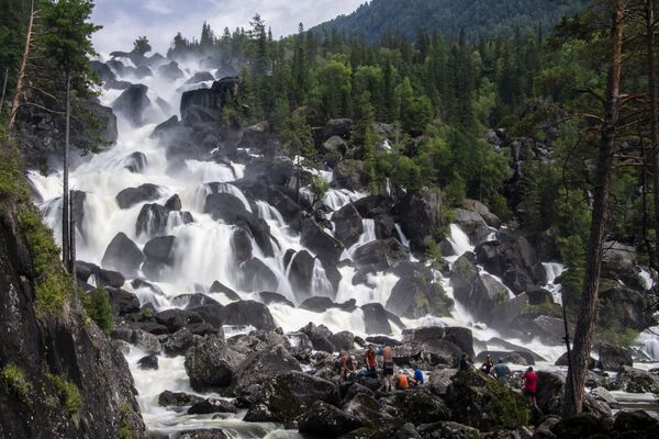 Big Chulchinsky waterfall in the Altai Republic, Russia - Sputnik International