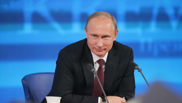 President Vladimir Putin facing reporters at the annual Q&A session - Sputnik International