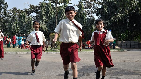 Playful schoolchildren at the Science City, Kolkata - Sputnik International