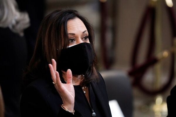 Kamala Harris: If Joe Biden Chooses Her as His Running Mate What Will She Bring to The Ticket? - Sputnik International