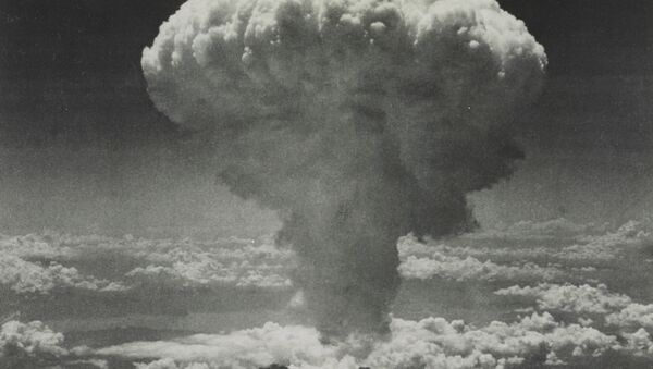 Mushroom cloud over Nagasaki after US dropped atomic bomb codenamed Fat Man on 9 August  - Sputnik International