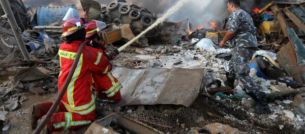 Мощный взрыв в Бейруте - столице и крупнейшем городе Ливана Мощный взрыв в Бейруте - столице и крупнейшем городе Ливана - Sputnik International
