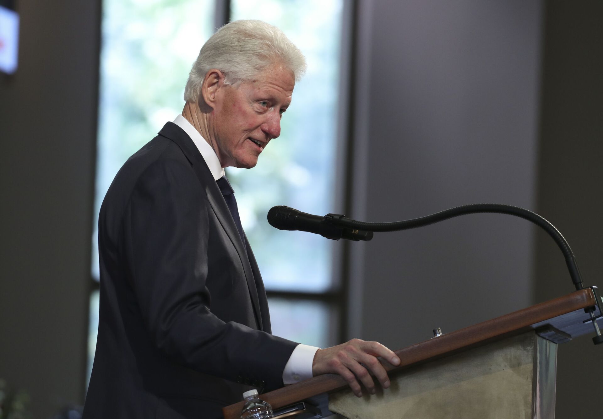 Former President Bill Clinton speaks during the funeral service for the late Rep. John Lewis, D-Ga., at Ebenezer Baptist Church in Atlanta, Thursday, July 30, 2020. - Sputnik International, 1920, 04.05.2022