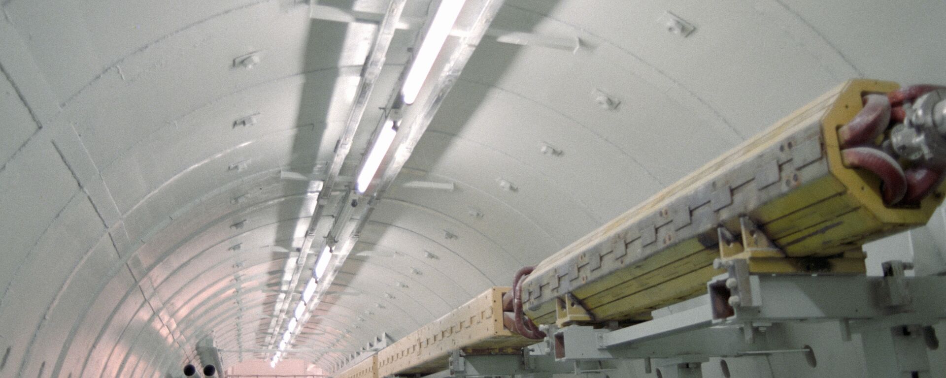 Life-size model of the accelerator tunnel for the UNK project, 1988. - Sputnik International, 1920, 09.08.2020