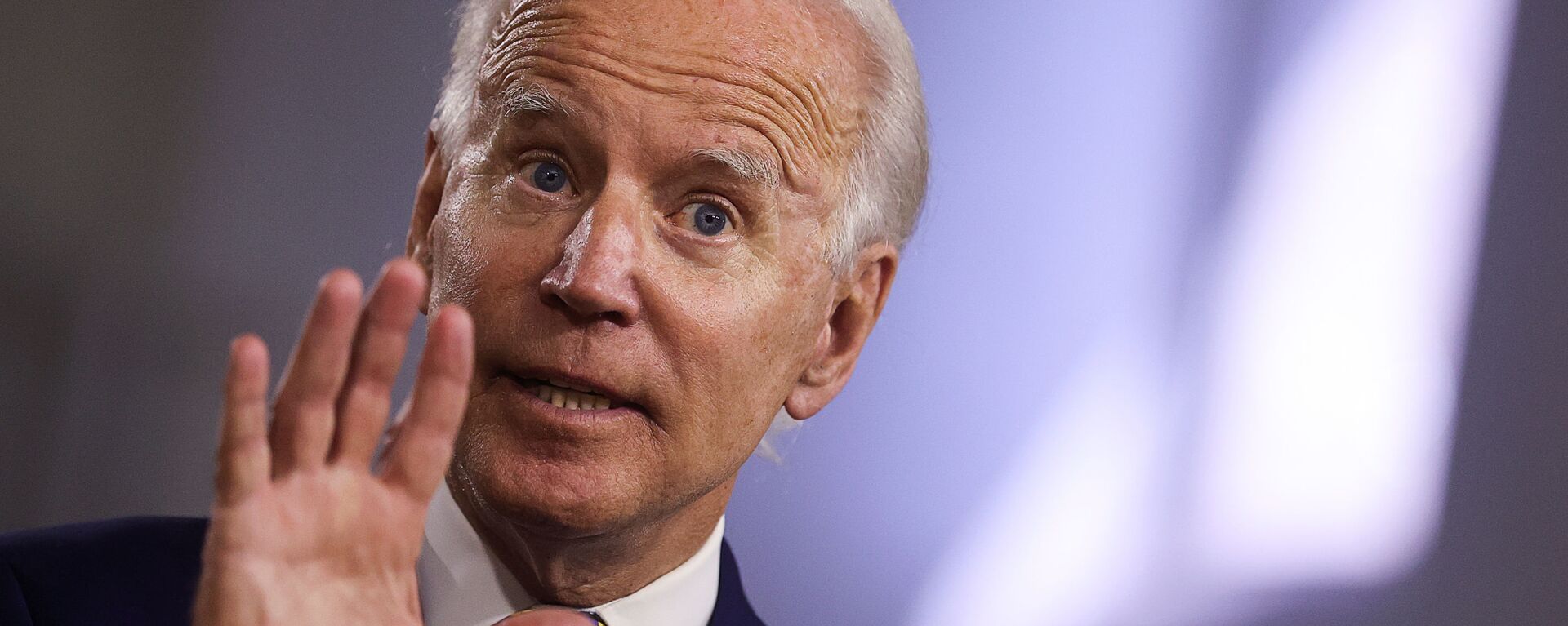 Democratic presidential candidate and former Vice President Joe Biden speaks about his plans to combat racial inequality at a campaign event in Wilmington, Delaware, U.S., July 28, 2020 - Sputnik International, 1920, 23.08.2020