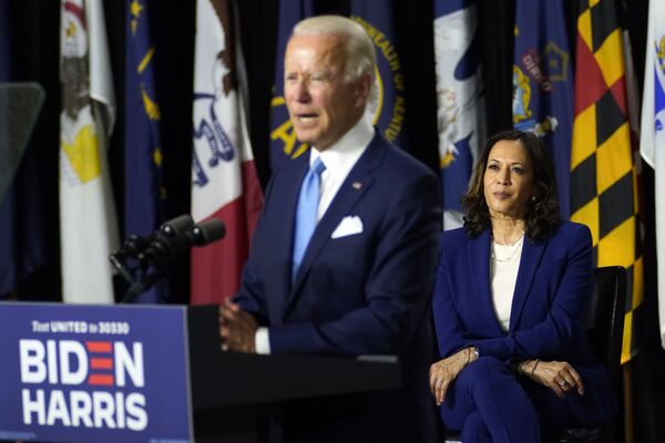 'Who We Aspire to Be': Biden, Harris Hold First Campaign Event as Running Mates 'Who We Aspire to Be': Biden, Harris Hold First Campaign Event as Running Mates - Sputnik International