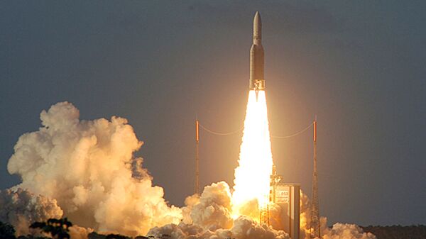 This image provided by the European Space Agency (ESA) shows the European rocket Ariane 5 ECA lifting off in Kourou, French Guiana, carrying a payload of precious satellites, Saturday Feb.12, 2005. The launch of europe's most powerful rocket was successful, more than two years after its inaugural flight in disaster - Sputnik International