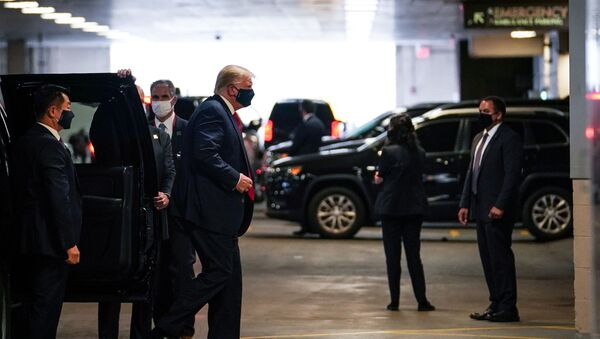 U.S. President Donald Trump arrives at the New York Presbyterian Hospital to visit his younger brother Robert Trump in New York City, U.S., August 14, 2020. - Sputnik International