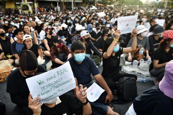 Anti-Government Rally in Thailand Draws Over 10,000 Protesters - Photos Anti-Government Rally in Thailand Draws Over 10,000 Protesters - Photos - Sputnik International