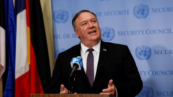 U.S. Secretary of State Mike Pompeo visits United Nations to submit complaint to Security Council calling for restoration of sanctions against Iran at U.N. headquarters in New York - Sputnik International