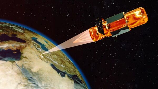 Satellite firing a particle beam onto Earth somewhere near Iran - Sputnik International