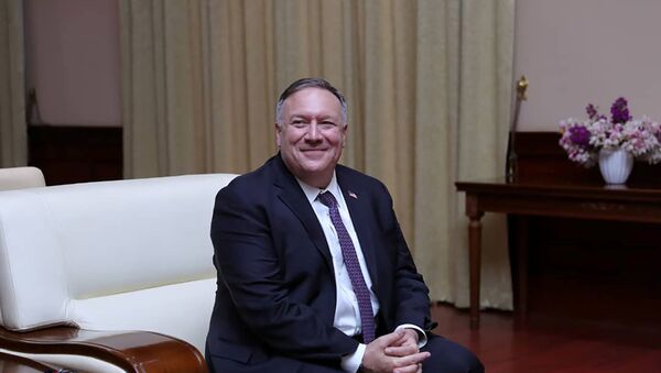 U.S. Secretary of State Mike Pompeo is seen during a meeting with Sudan's Sovereign Council Chief General Abdel Fattah al-Burhan in Khartoum, Sudan August 25, 2020. - Sputnik International