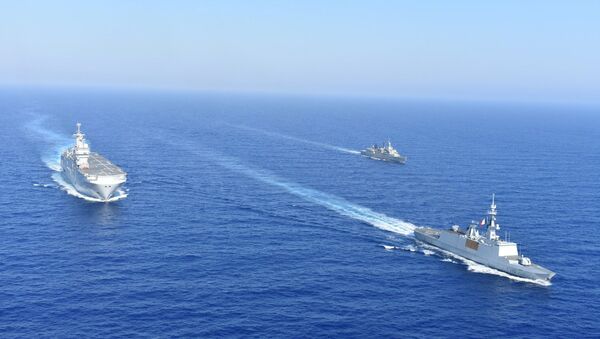 Greek and French vessels sail in formation during a joint military exercise in Mediterranean sea, in this undated handout image obtained by Reuters on August 13, 2020. - Sputnik International