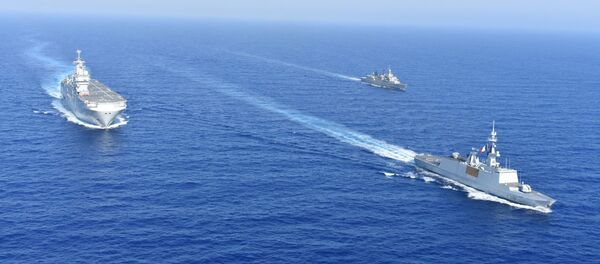 Greek and French vessels sail in formation during a joint military exercise in Mediterranean sea, in this undated handout image obtained by Reuters on August 13, 2020. - Sputnik International