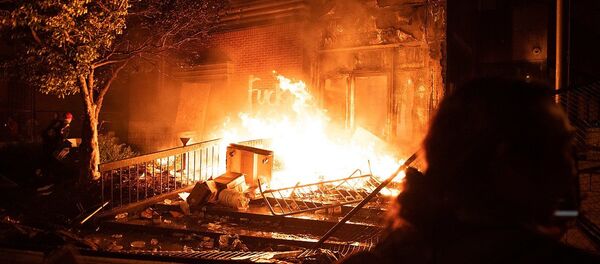 Protesters overtaking and burning the Minneapolis Police's 3rd Precinct Protesters overtaking and burning the Minneapolis Police's 3rd Precinct - Sputnik International