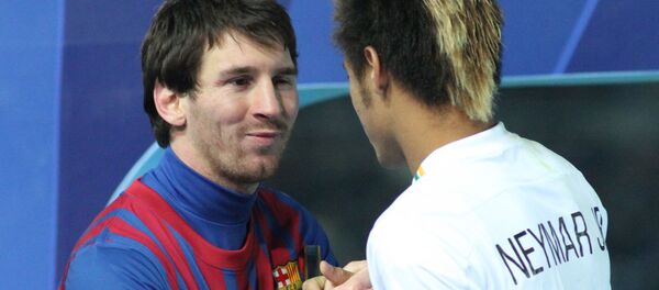 Messi and Neymar shake hands Messi and Neymar shake hands - Sputnik International