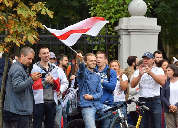 Belarus Unrest and Second Russian Vaccine to End Pandemic: Key Takeaways From Putin's Big Interview Belarus Unrest and Second Russian Vaccine to End Pandemic: Key Takeaways From Putin's Big Interview - Sputnik International
