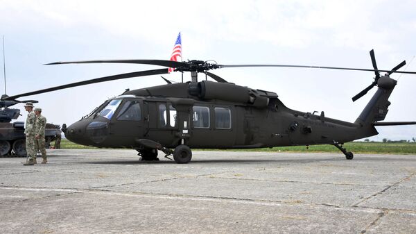 American battle helicopter Sikorsky UH-60 Black Hawk during NATO military drills in Georgia - Sputnik International