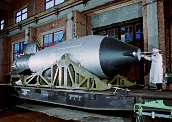 Made in USSR:  Freshly-Declassified Pictures of Most Powerful Thermonuclear Bomb Test in History - Sputnik International