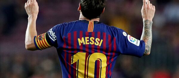 Barcelona's Lionel Messi celebrates scoring their third goal on 18 August 2018 Barcelona's Lionel Messi celebrates scoring their third goal on 18 August 2018 - Sputnik International