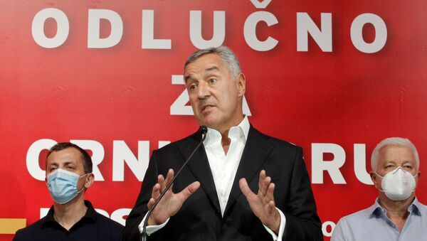 Montenegrin President and leader of ruling Democratic Party of Socialists, Milo Djukanovic, speaks to the media after the general election in Podgorica, Montenegro August 30, 2020 - Sputnik International
