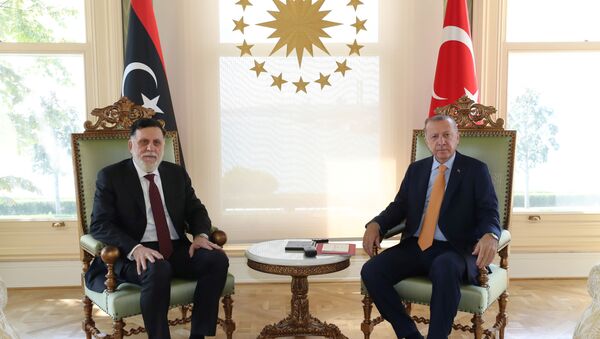 Turkey's President Tayyip Erdogan meets with Libya's internationally recognised Prime Minister Fayez al-Sarraj in Istanbul, Turkey, September 6, 2020. - Sputnik International