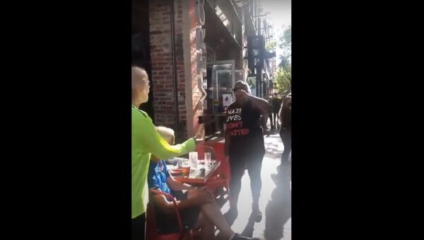 More BLM restaurant harassment! Food protest for racial justice in Pittsburgh, PA on Sep 5 2020 - Sputnik International