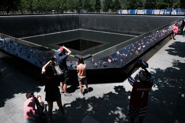 COVID-19 Pandemic Killed 9/11 Rescuers This Year, Remembered as Bells Toll COVID-19 Pandemic Killed 9/11 Rescuers This Year, Remembered as Bells Toll - Sputnik International