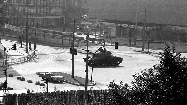 A tank on the street in Ankara during the 1980 coup - Sputnik International