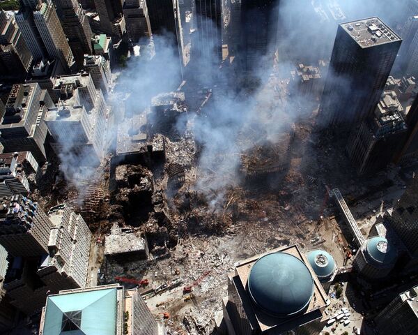 An aerial view shows a small portion of the crime scene where the World Trade Center collapsed following the 11 September terrorist attack - Sputnik International