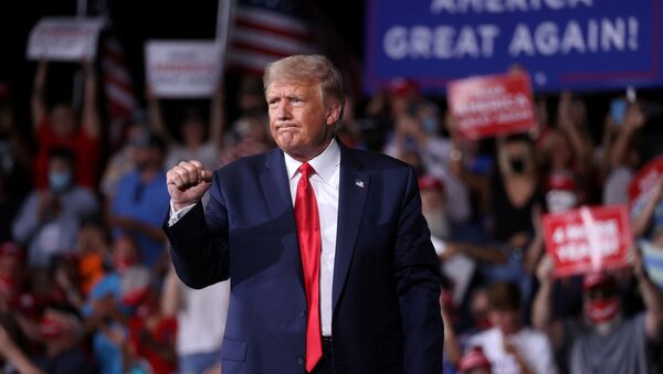 U.S. President Donald Trump concludes a campaign rally at Smith Reynolds Regional Airport in Winston-Salem, North Carolina, U.S., 8 September 2020. - Sputnik International