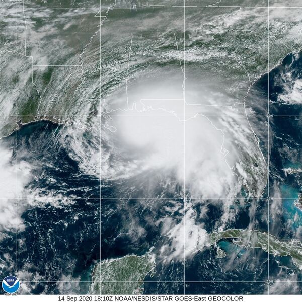 Oil Prices Grow Despite Halt to Stimulus Talks in US, as Gulf of Mexico Braces for Hurricane Oil Prices Grow Despite Halt to Stimulus Talks in US, as Gulf of Mexico Braces for Hurricane - Sputnik International