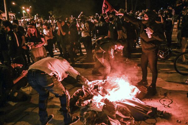 Over 40 Probes Opened in Colombia Over Police Officers' Actions During Protests, Reports Say Over 40 Probes Opened in Colombia Over Police Officers' Actions During Protests, Reports Say - Sputnik International